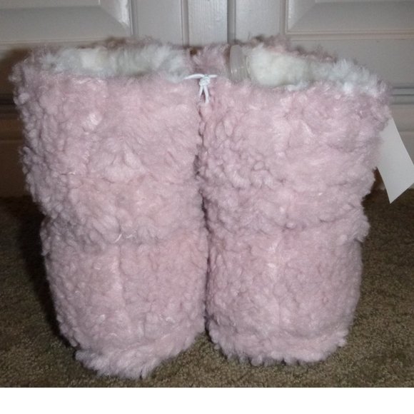 Girls Falls Creek Plush Bootie  Slippers Size 10/11 12/13 1/2 3/4 Blush Pink NWT - Picture 4 of 5